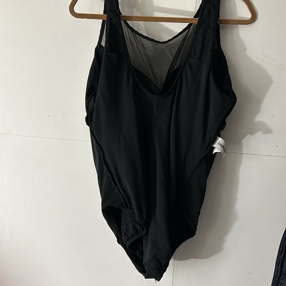 Longitude - Picture 6 of 12